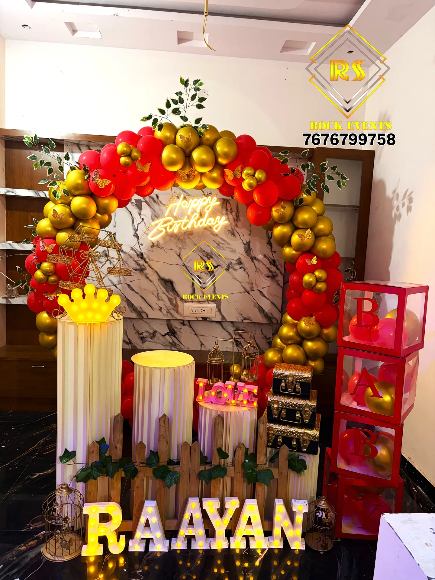 RS Rock Events beautiful floral and balloon event setup